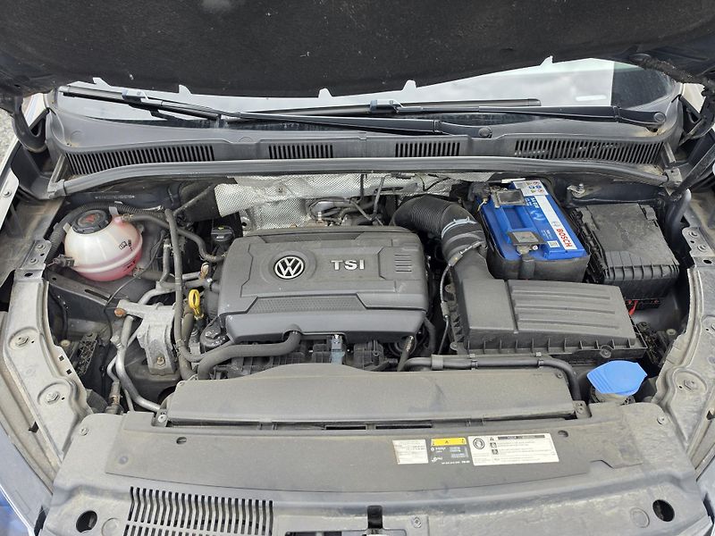 Volkswagen Sharan 2.0TSI Highline 7 TZ Masáž Led - fotka 18 z 24