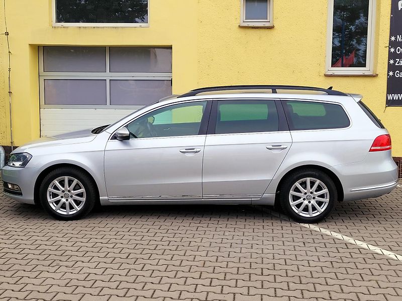 Volkswagen Passat 2,0TDi *SERV.KNIHA* PERFEKTNÍ  - fotka 8 z 48