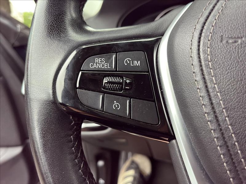 BMW Řada 5 2,0 d 140kW  Navi,LED,Kamera - fotka 26 z 45