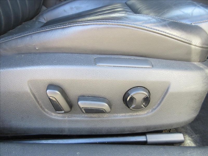 Škoda Superb 2,0 TDi, Kůže, Vada DPF, Kosme - fotka 25 z 26
