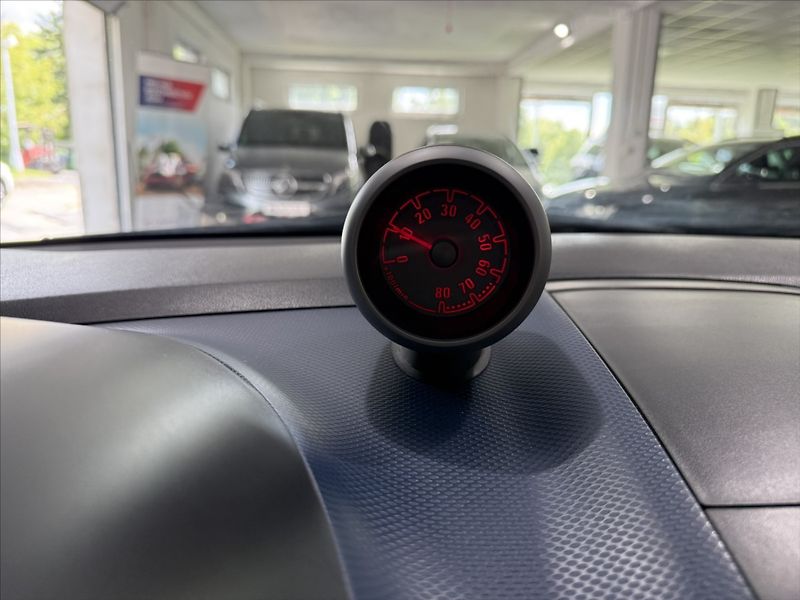 Opel Agila 1,0   i ECOFUEL 111TKM VÝHŘEV - fotka 11 z 29