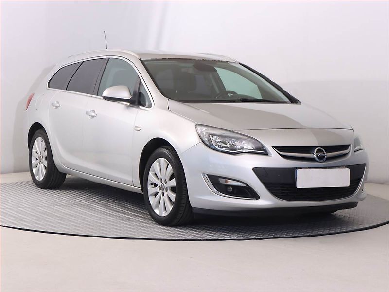 Opel Astra (2013) 1.7 CDTI, Serv.kniha, nová STK - fotka 1 z 16