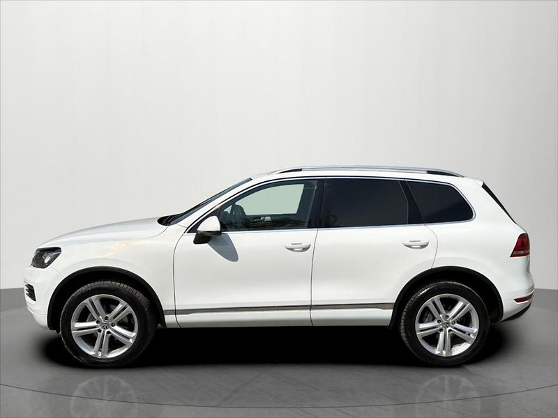 Volkswagen Touareg 3,0 TDi 180 Kw Highline tažné - fotka 4 z 38