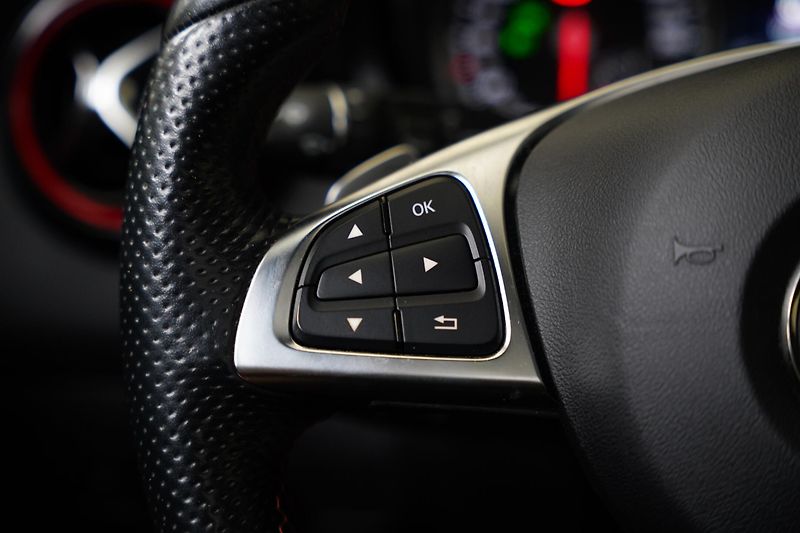Mercedes-Benz CLA - fotka 14 z 30