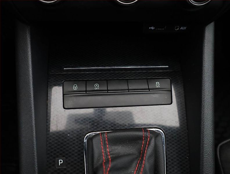 Škoda Octavia (2015) RS 2.0 TDI, Automat, Kůže - fotka 12 z 20