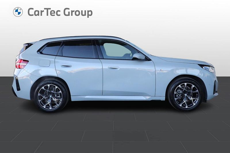 BMW X3 20 xDrive - fotka 4 z 27