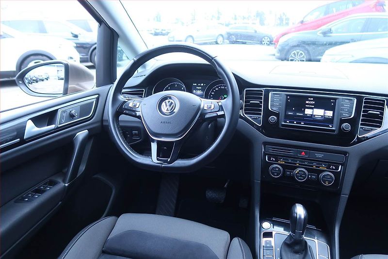 Volkswagen Golf Sportsvan (2017) Highline 1.6 TDI, Automat - fotka 7 z 23