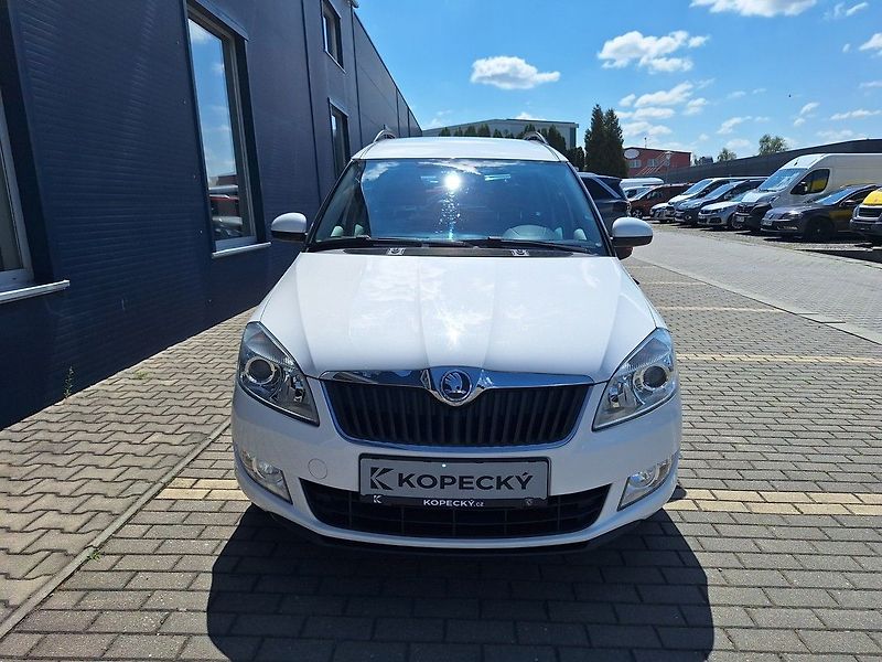 Škoda Roomster (2014) 1.4 63kW Ambition - fotka 8 z 16