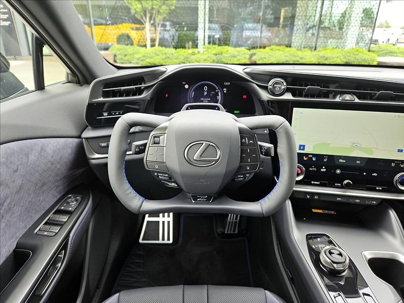 Lexus RZ550e 0,0 F SPORT Luxury - fotka 7 z 16