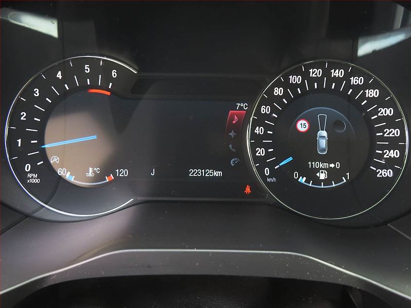 Ford S-MAX (2019) ST-Line 2.0 EcoBlue - fotka 11 z 17