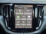 Volvo XC60 B5 AWD Momentum Pro,ČR,1.Maj. - náhled 27