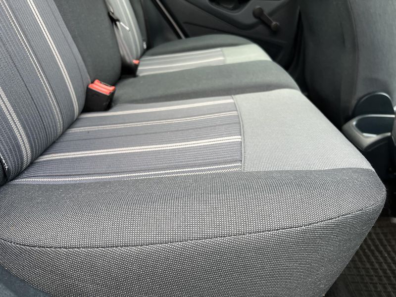 Ford Fiesta 1.25i KLIMA ALU KOUPENO V ČR - fotka 23 z 34
