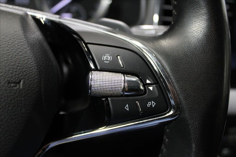Škoda Karoq 2,0 TDI DSG 4x4 1.majitel CZ - fotka 19 z 34