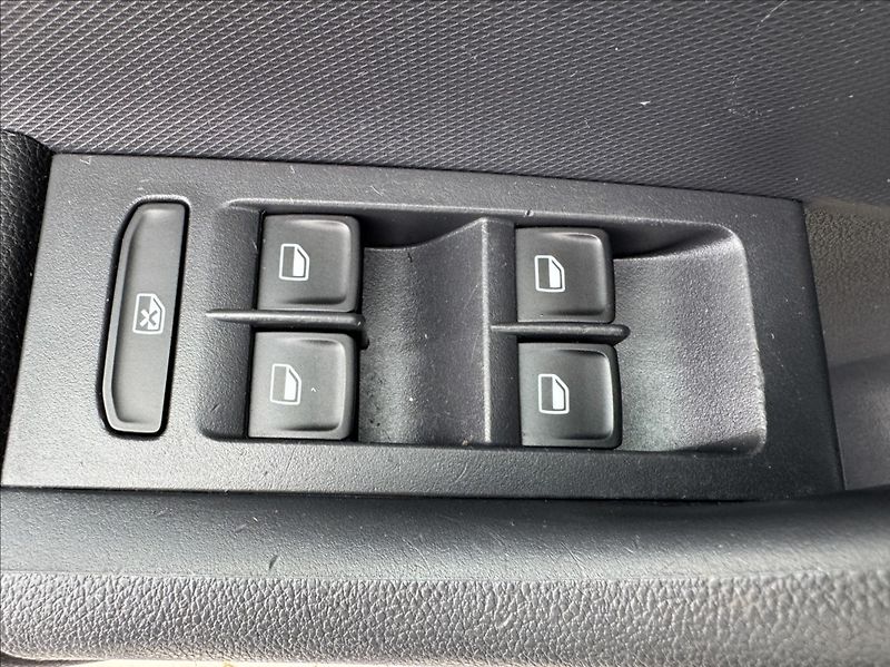Škoda Rapid 1,6 TDI DSG SPACEBACK tažné - fotka 24 z 50