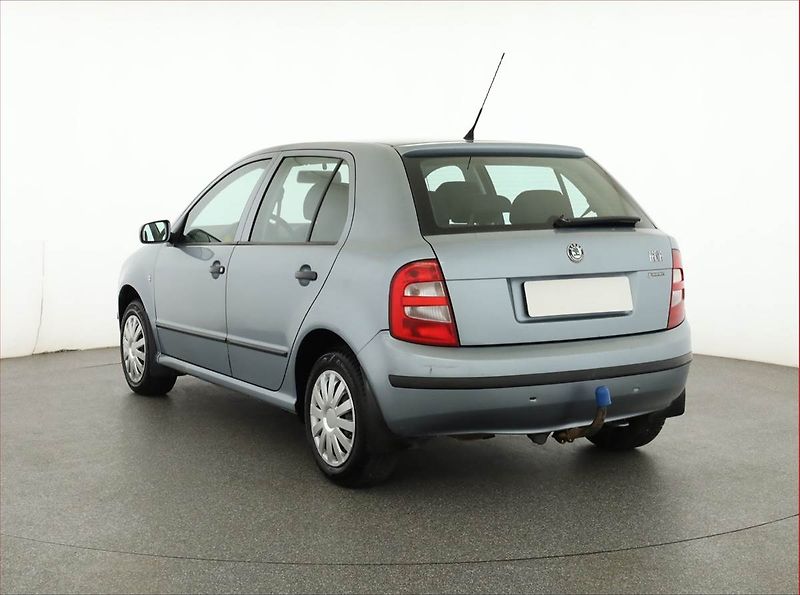 Škoda Fabia (2004) Comfort 1.4 16V, Serv.kniha - fotka 4 z 13