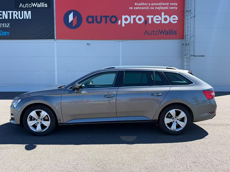 Škoda Superb 2.0TDI DSG 110kW 1.Maj DPH TZ - fotka 6 z 20