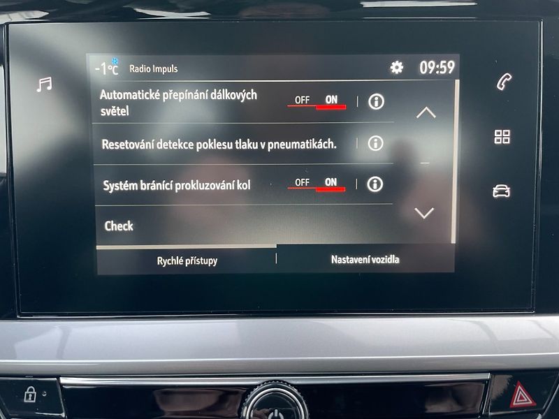 Opel Mokka (2022) 1.2T 96kW ČR! Kamera! - fotka 29 z 33