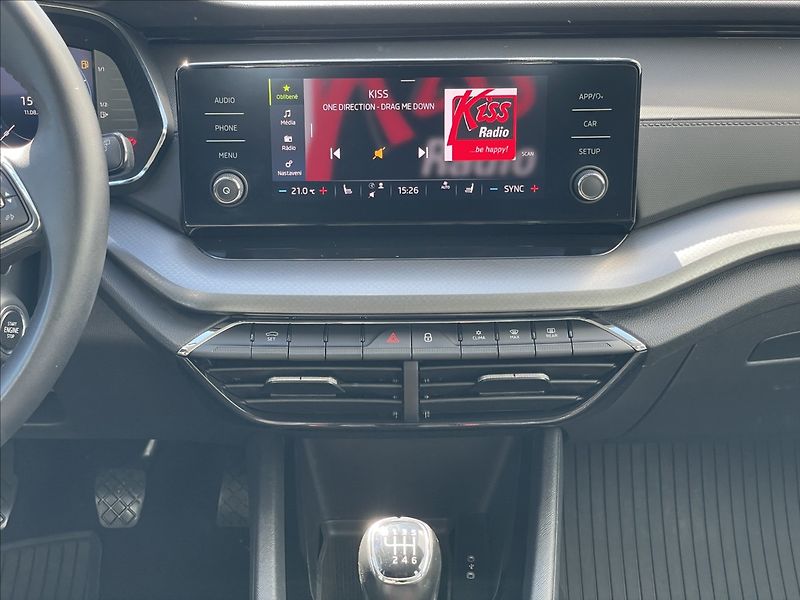 Škoda Octavia 2,0 TDI Ambition Plus LED+PDC - fotka 12 z 23