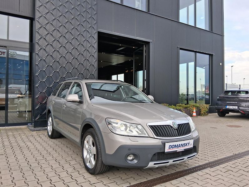 Škoda Octavia SCOUT 2.0 TDI 4x4 103 kW - fotka 7 z 20