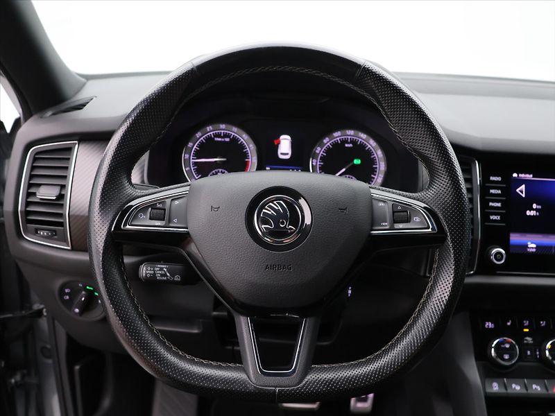 Škoda Kodiaq 2,0 TDI 110kW Sportline Webast - fotka 18 z 35