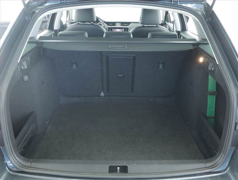 Škoda Octavia (2018) 2.0 TDI, Automat, Kůže, Navi - fotka 14 z 22