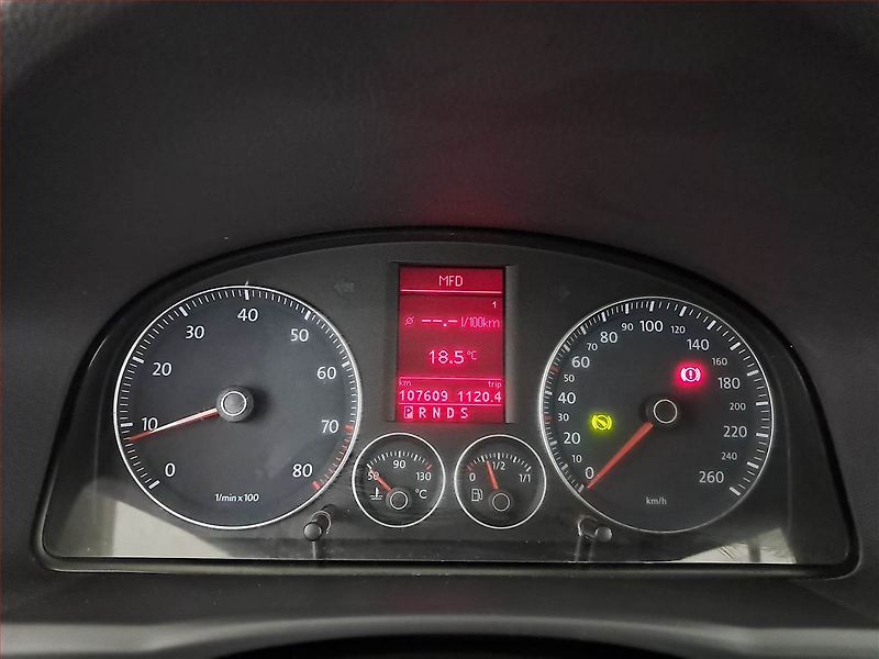 Volkswagen Touran (2007) Comfortline 1.4 TSI, Automat - fotka 11 z 19