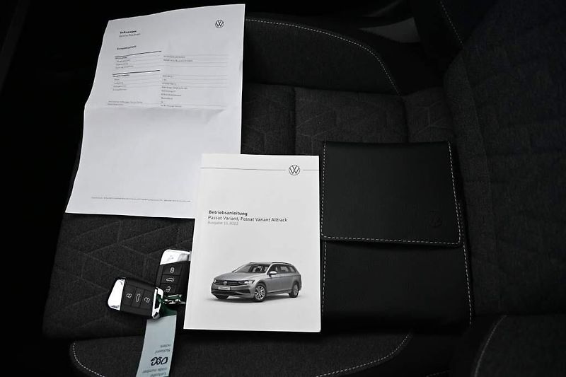 Volkswagen Passat (2023) 2.0 LED DSG ACC VIRTUAL Kamera - fotka 27 z 31