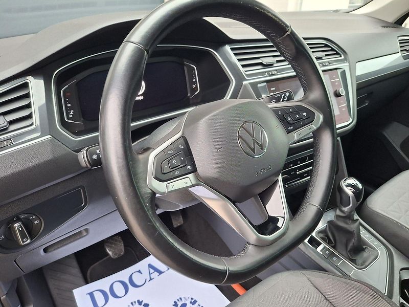 Volkswagen Tiguan (2021) 1.5 TSI Life Business, ZÁRUKA - fotka 16 z 34
