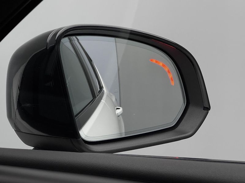 Volvo XC40 B3 DARK PLUS CZ REZERVACE - fotka 21 z 48