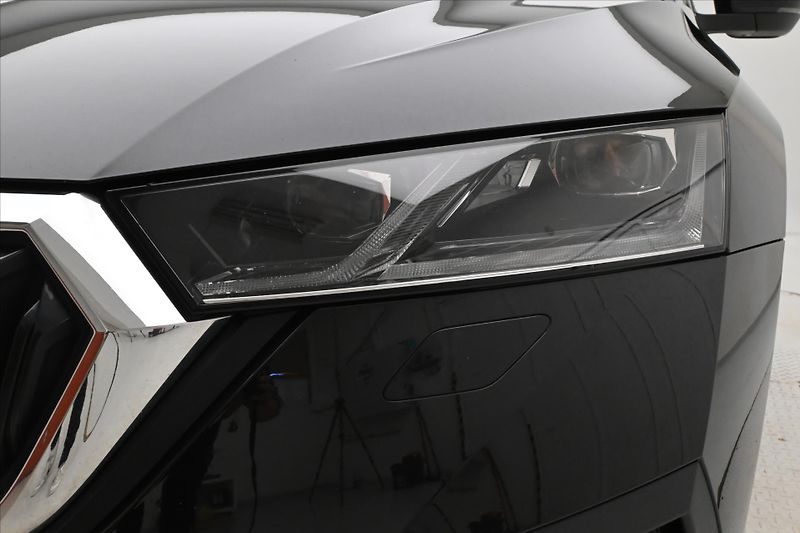 Škoda Octavia 2,0 TDI 110 kW DSG TAŽNÉ Záruk - fotka 30 z 32