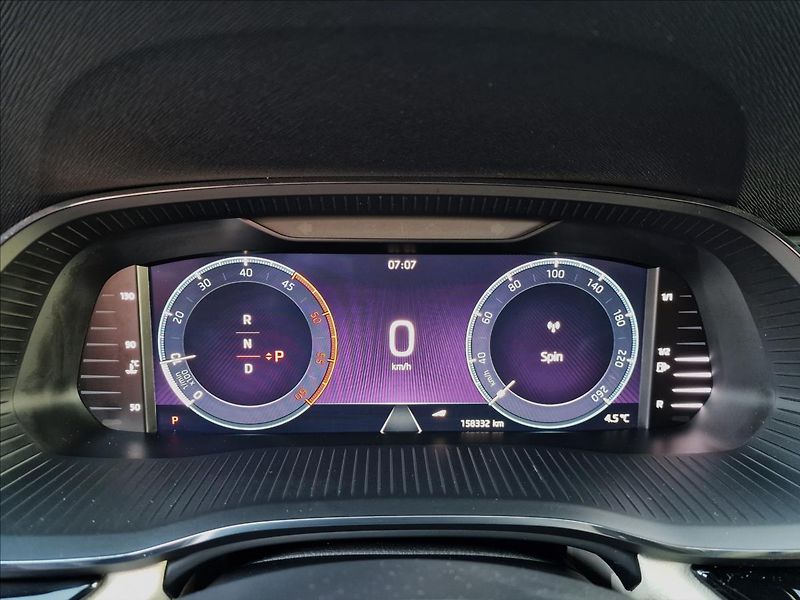 Škoda Octavia 2.0TDI 110kW DSG Style, 1.Maj. - fotka 22 z 50