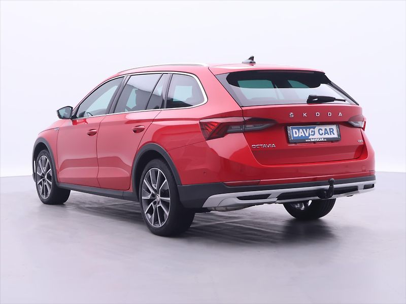 Škoda Octavia Scout 2,0 TDI 147kW 4x4 Tažné - fotka 5 z 32