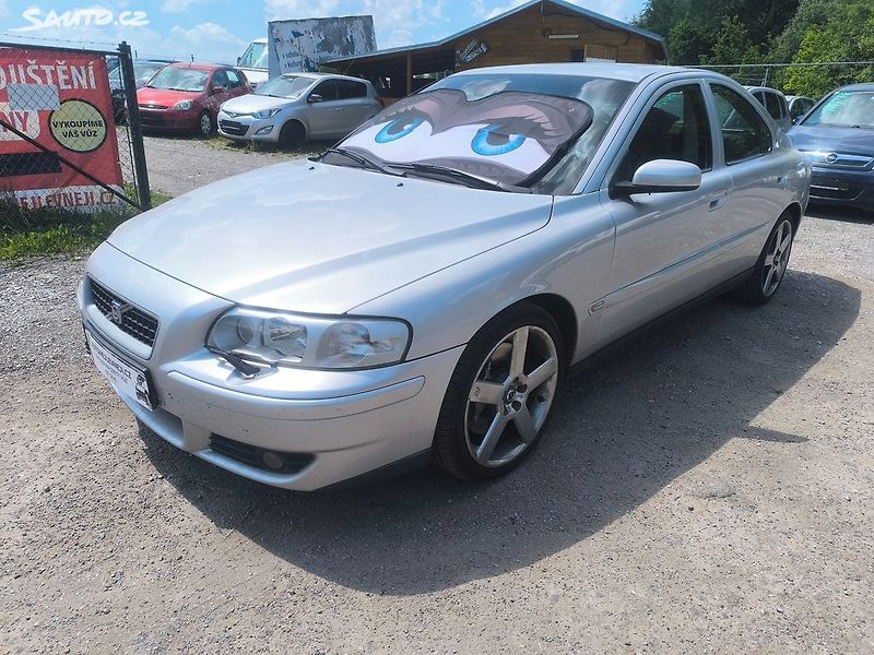 Volvo S60 220KW,4X4,MANUÁL,SERVISKA,CENA - fotka 2 z 23