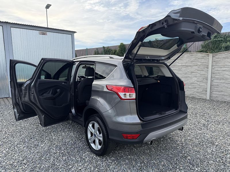 Ford Kuga 2.0TDCi 140PS 162TKM SERVIS!!! - fotka 137 z 162