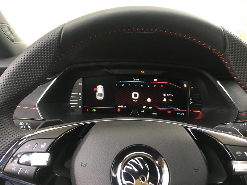 Škoda Octavia (2021) RS 2.0TSI DSG 180kW - fotka 12 z 20