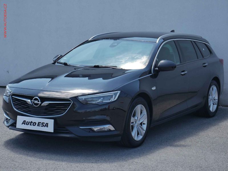 Opel Insignia (2017) 2.0DTi Sports Tourer, AT - fotka 3 z 24