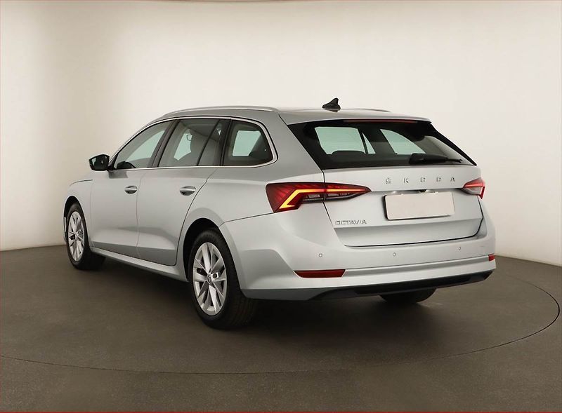 Škoda Octavia (2021) Style 1.5 TSI - fotka 4 z 13
