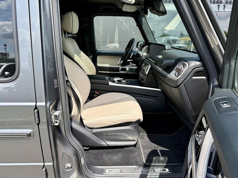 Mercedes-Benz Třídy G (2019) 500 - fotka 42 z 50