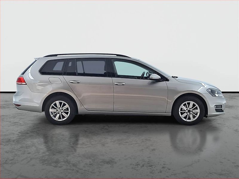 Volkswagen Golf (2014) 1.2 TSI, Tempomat - fotka 6 z 17