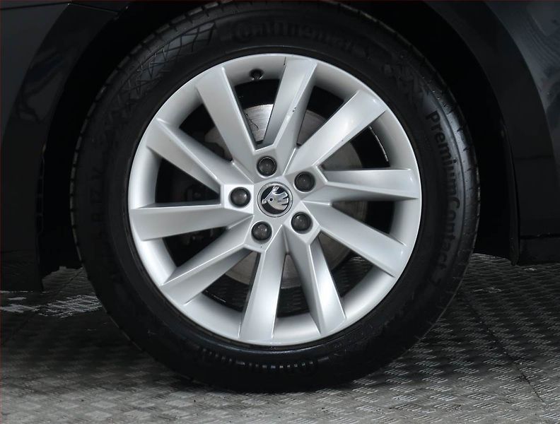 Škoda Superb (2016) Style 2.0 TDI, Automat, Navi - fotka 15 z 19