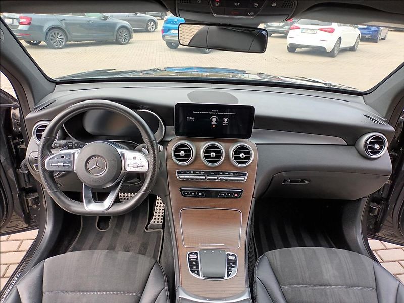 Mercedes-Benz GLC 2,0 300d,180kw,AMG,ČR,PANORAMA - fotka 11 z 39