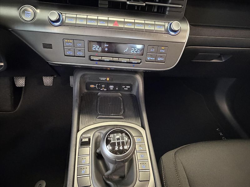 Hyundai Kona (2026) 1,6   1,6 T-GDI 4×2 110 kW 6MT - fotka 8 z 9
