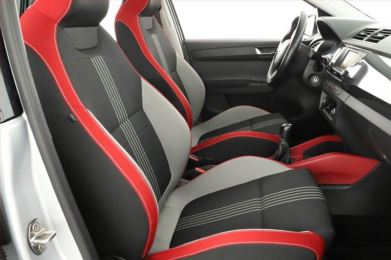 Škoda Fabia (2018) Monte Carlo 1.0 TSI - fotka 7 z 14