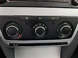 Škoda Octavia (2011) Ambiente Plus 1.2 TSI - náhled 14