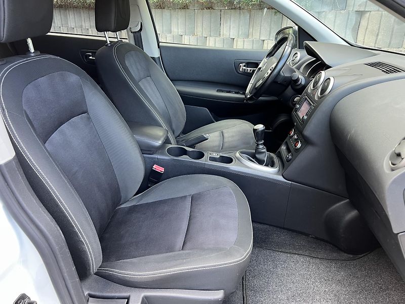 Nissan Qashqai 2.0i 104 kW PANORAMA 155.000KM - fotka 6 z 20