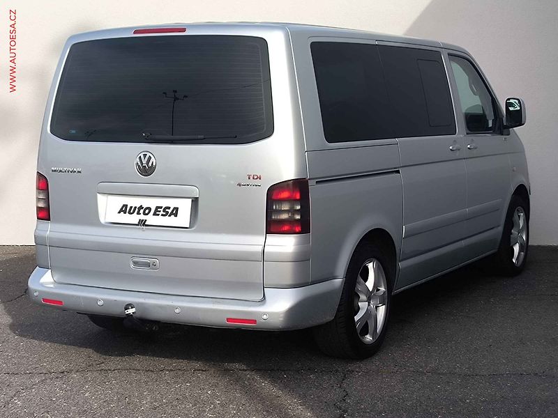 Volkswagen Multivan (2006) 2.5TDi 4x4 - fotka 4 z 20