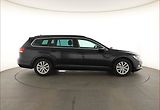 Volkswagen Passat (2016) 2.0 TDI, Automat, Navi - náhled 6