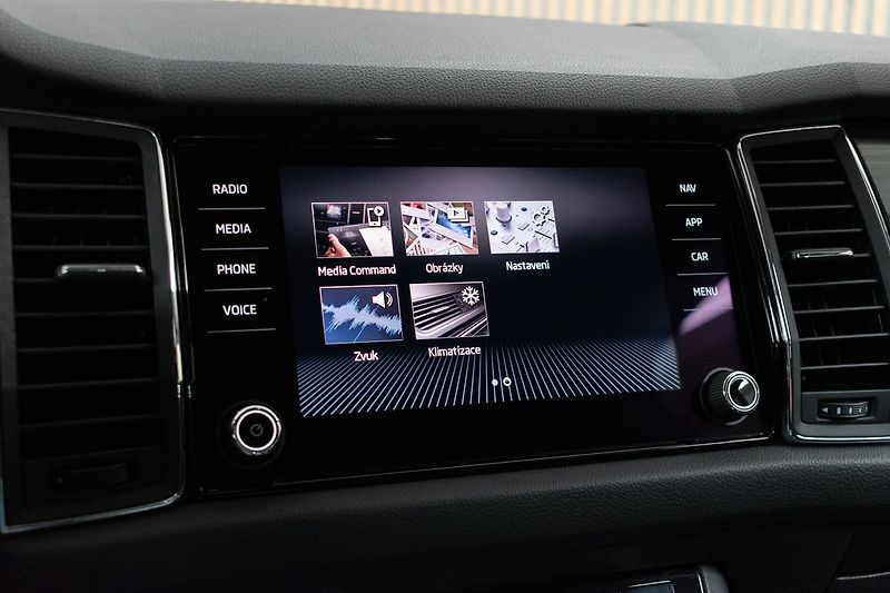 Škoda Kodiaq 2.0 TDI 4x4*STYLE+*TAŽNÉ*ČR 1M - fotka 30 z 47