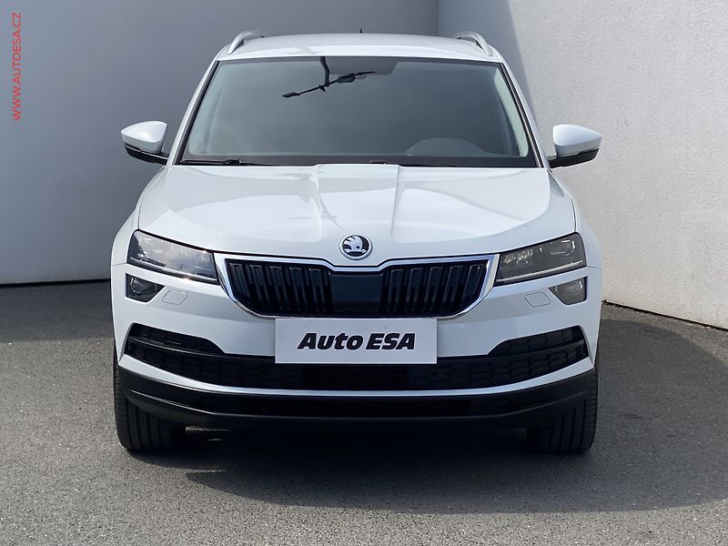 Škoda Karoq (2021) 2.0 TDi, 1.maj,ČR, Style, LED - fotka 2 z 19