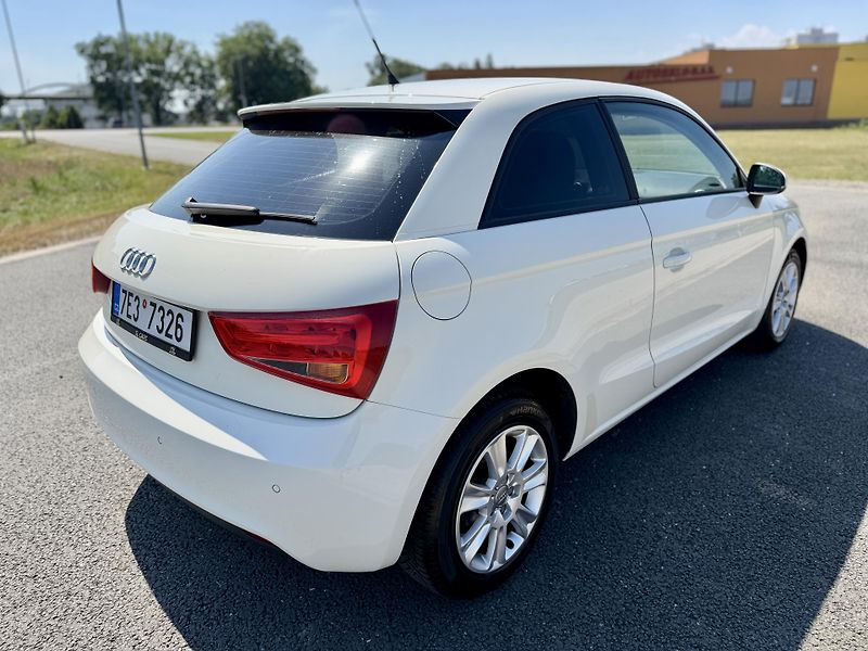 Audi A1 1.2 TFSI AC VÝHŘEVY SERVISKA - fotka 5 z 31